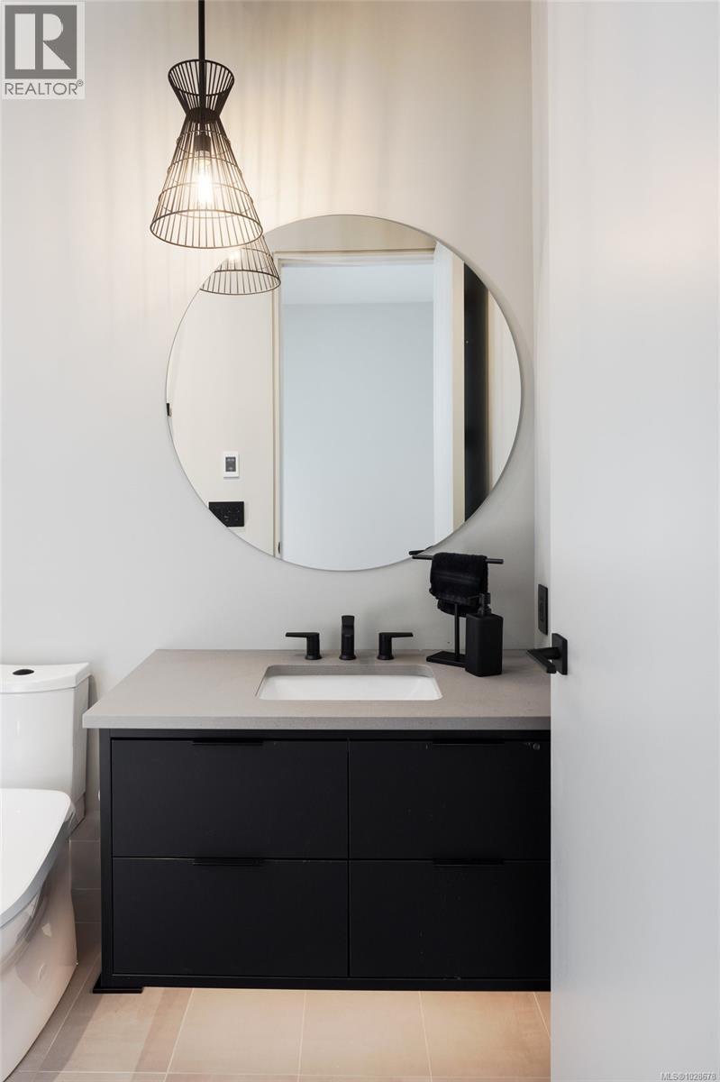 2701 Sea View Rd, Saanich, British Columbia  V8N 1K7 - Photo 49 - 1028678