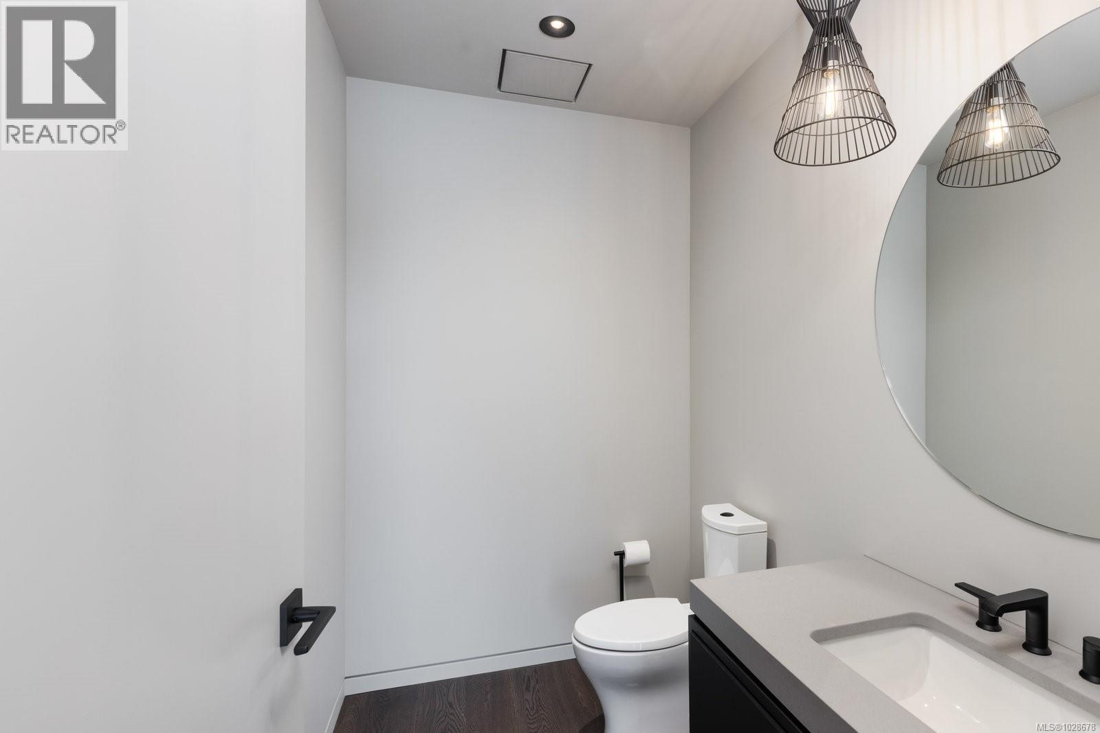 2701 Sea View Rd, Saanich, British Columbia  V8N 1K7 - Photo 52 - 1028678