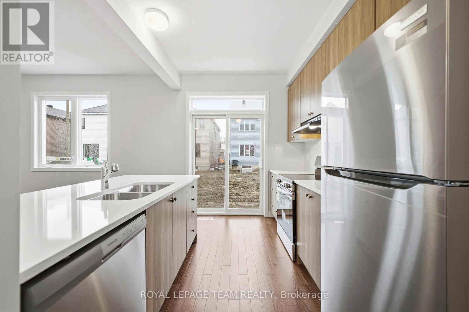 739 Tincture Place, Ottawa, Ontario  K2W 0P2 - Photo 18 - X12877676