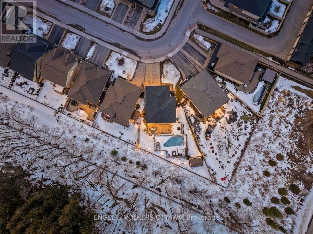 157 Avro Circle, Ottawa, Ontario  K1K 4K7 - Photo 50 - X12877856