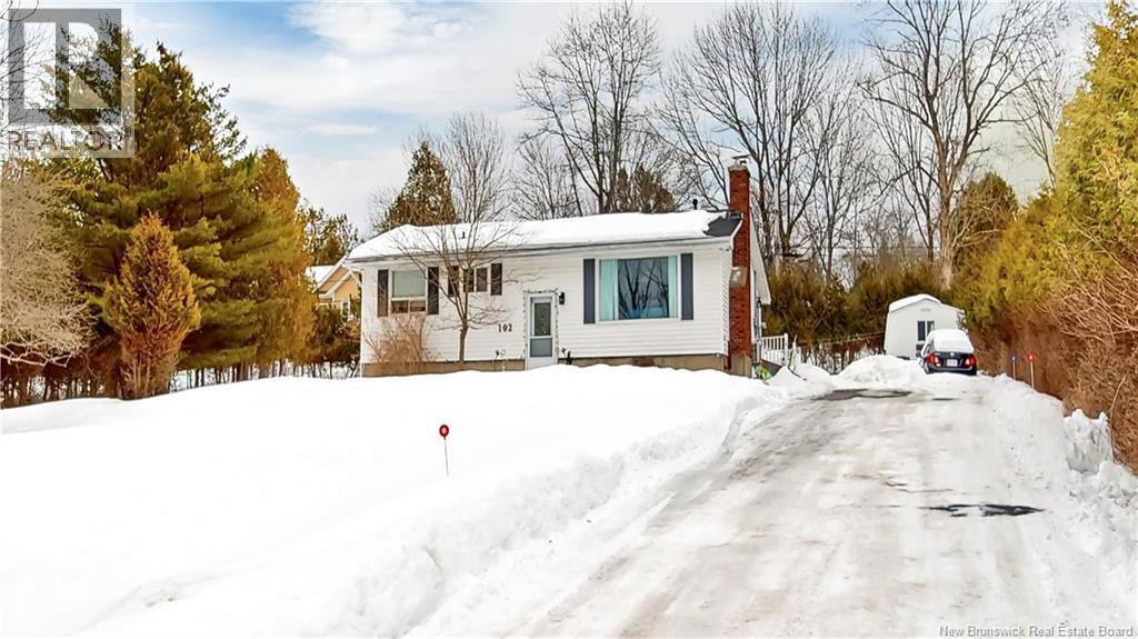 102 Myles, Quispamsis, New Brunswick  E2E 1H4 - Photo 1 - NB134671