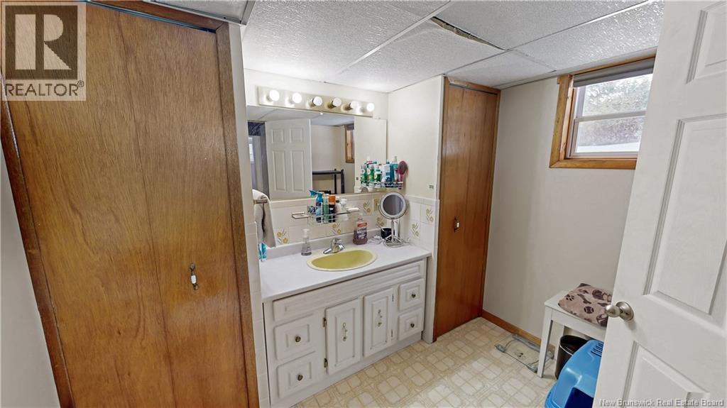 102 Myles, Quispamsis, New Brunswick  E2E 1H4 - Photo 18 - NB134671