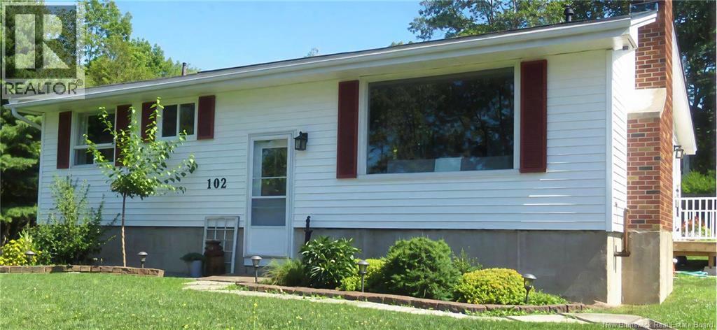 102 Myles, Quispamsis, New Brunswick  E2E 1H4 - Photo 4 - NB134671