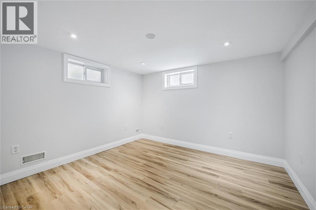 56 Columbia Street W, Waterloo, Ontario  N2L 3K5 - Photo 20 - 40799975