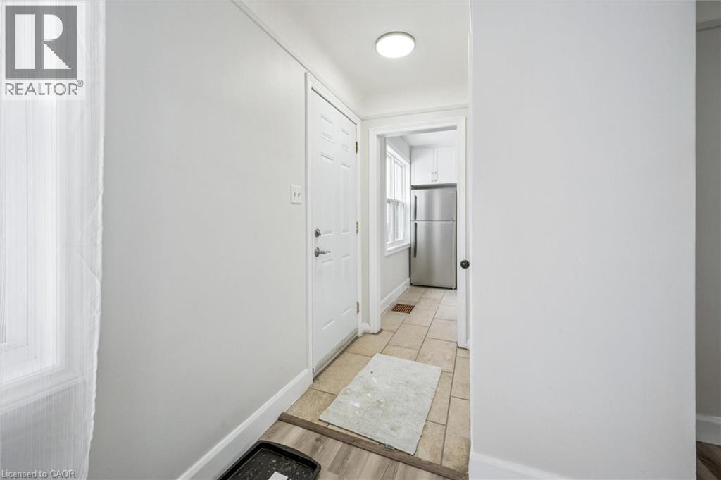 56 Columbia Street W, Waterloo, Ontario  N2L 3K5 - Photo 4 - 40799975