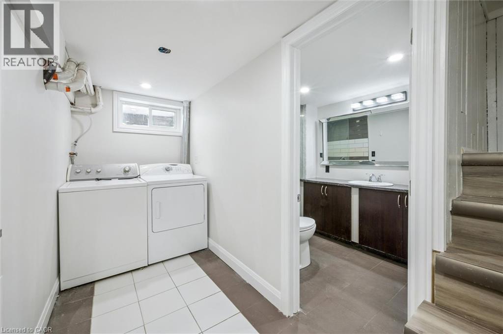 56 Columbia Street W, Waterloo, Ontario  N2L 3K5 - Photo 23 - 40800998