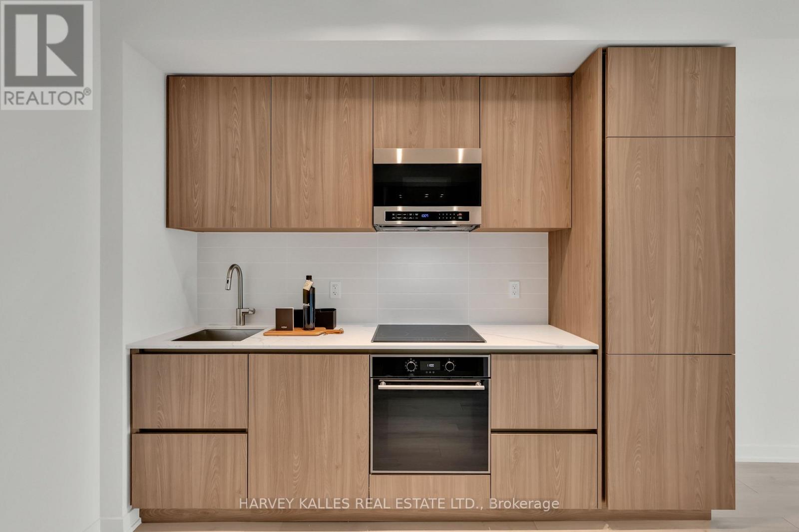 2811s - 110 Broadway Avenue, Toronto (Mount Pleasant West), Ontario  M4P 1V7 - Photo 5 - C12877702