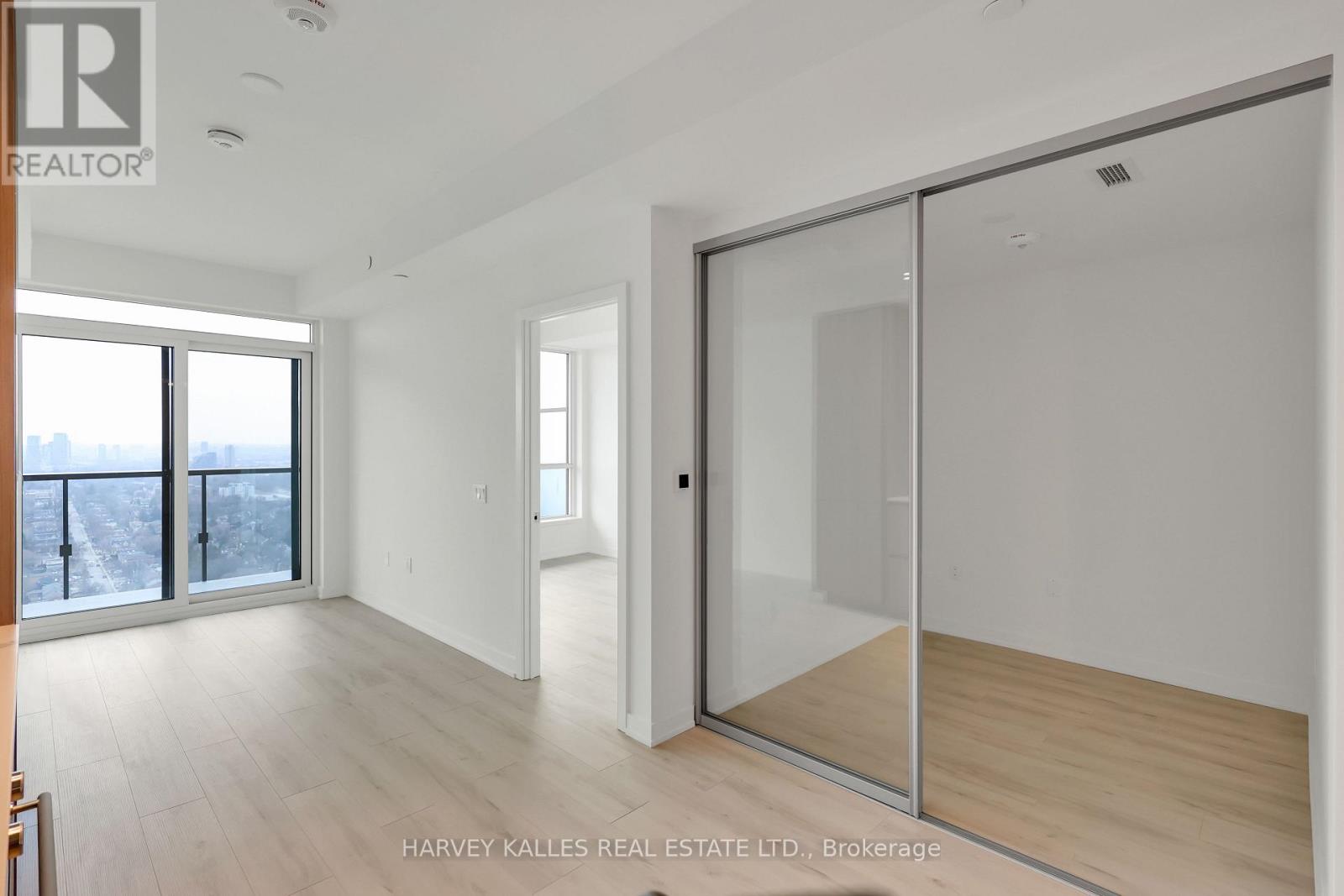 2811s - 110 Broadway Avenue, Toronto (Mount Pleasant West), Ontario  M4P 1V7 - Photo 8 - C12877702