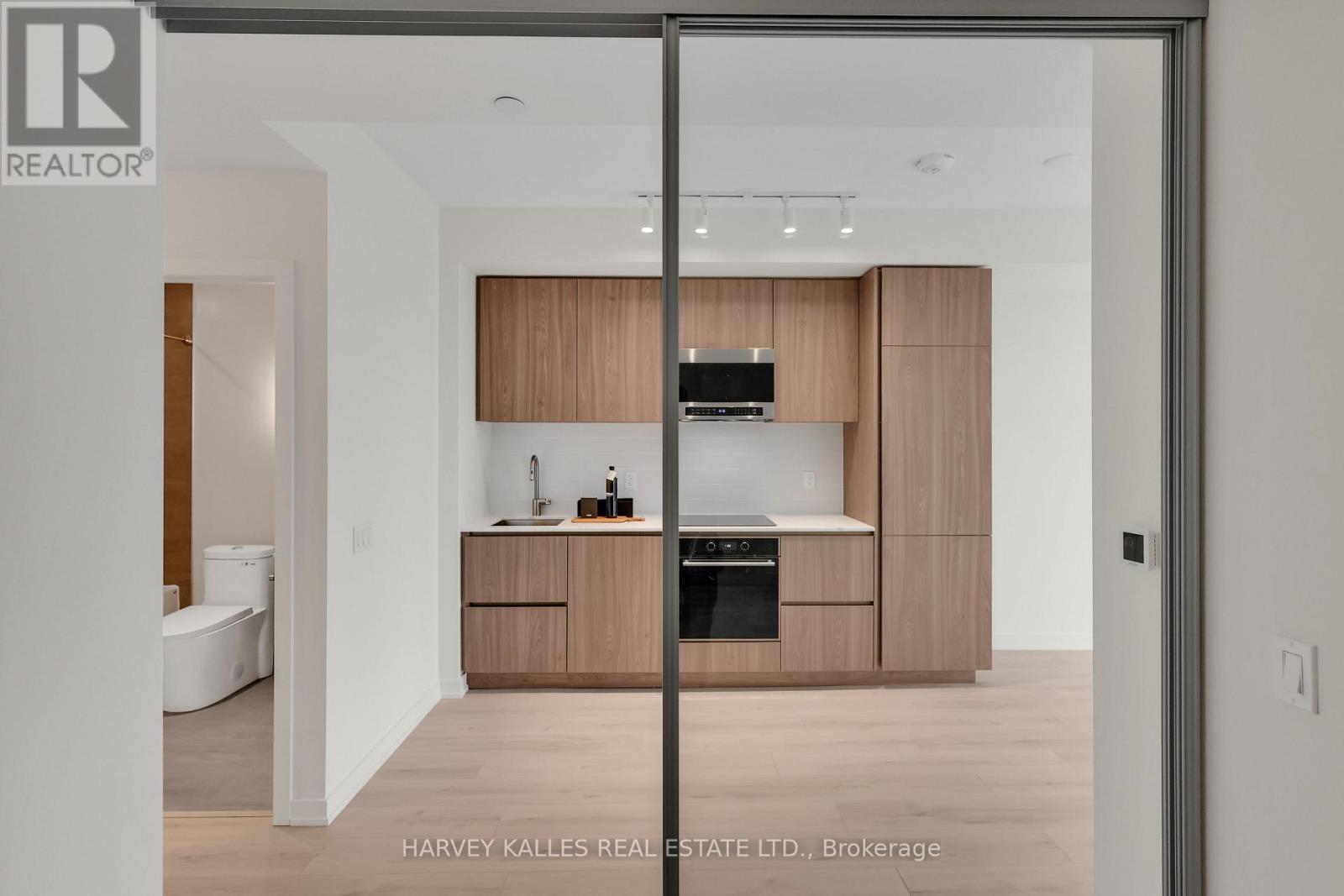 2811s - 110 Broadway Avenue, Toronto (Mount Pleasant West), Ontario  M4P 1V7 - Photo 9 - C12877702