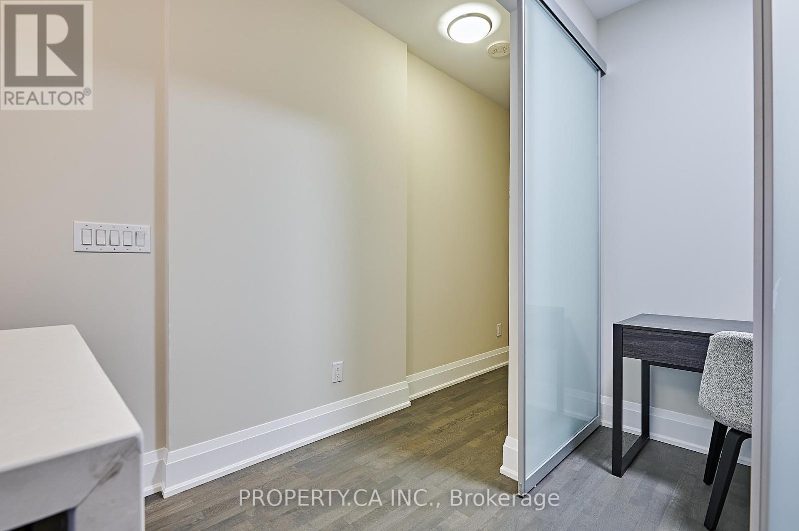 401 - 88 Cumberland Street, Toronto (Annex), Ontario  M5R 0C8 - Photo 12 - C12877750