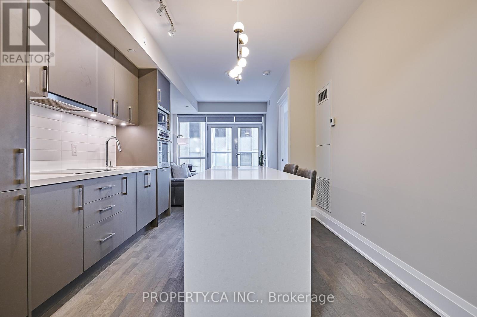 401 - 88 Cumberland Street, Toronto (Annex), Ontario  M5R 0C8 - Photo 15 - C12877750