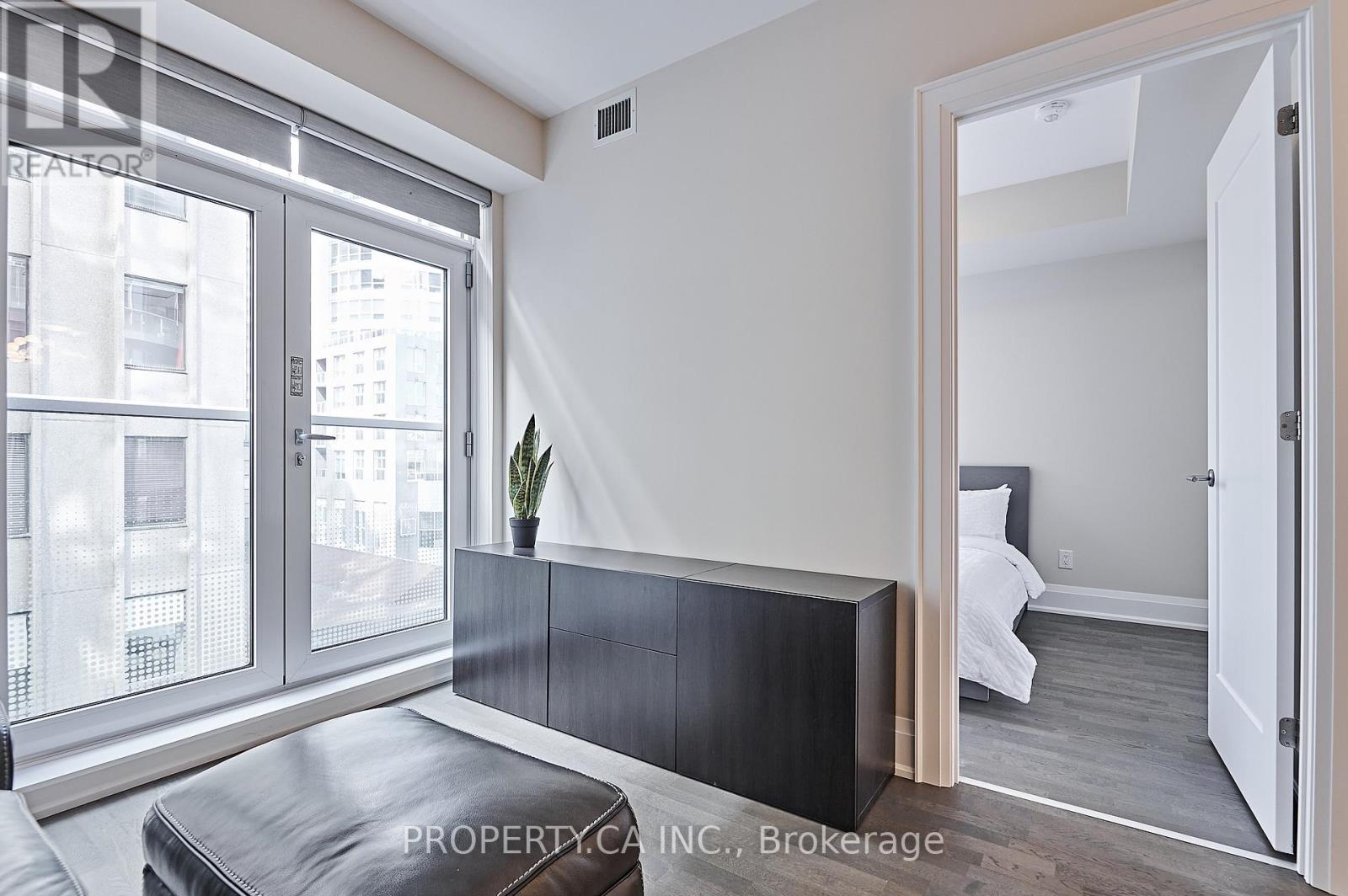 401 - 88 Cumberland Street, Toronto (Annex), Ontario  M5R 0C8 - Photo 32 - C12877750