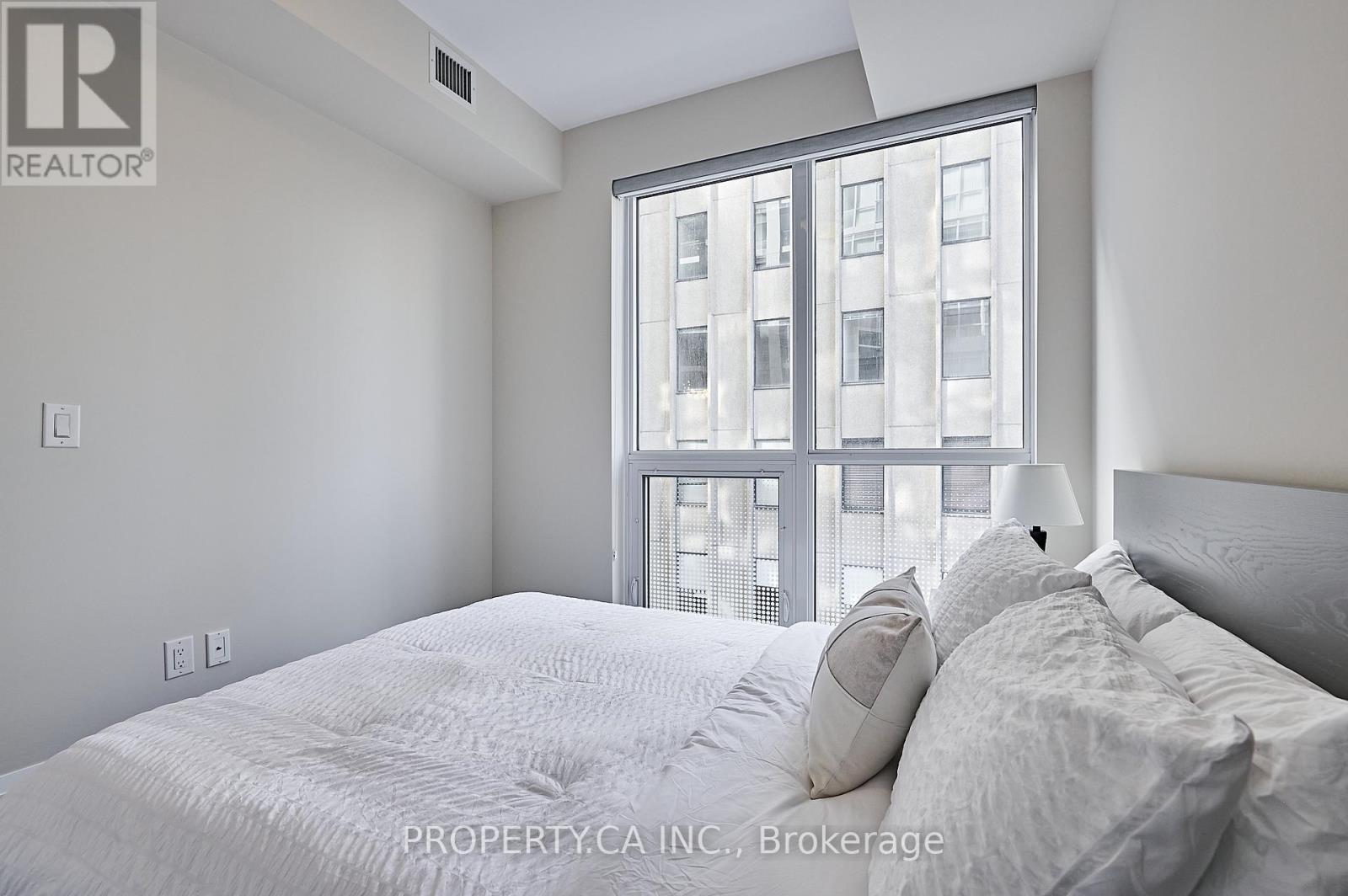 401 - 88 Cumberland Street, Toronto (Annex), Ontario  M5R 0C8 - Photo 35 - C12877750