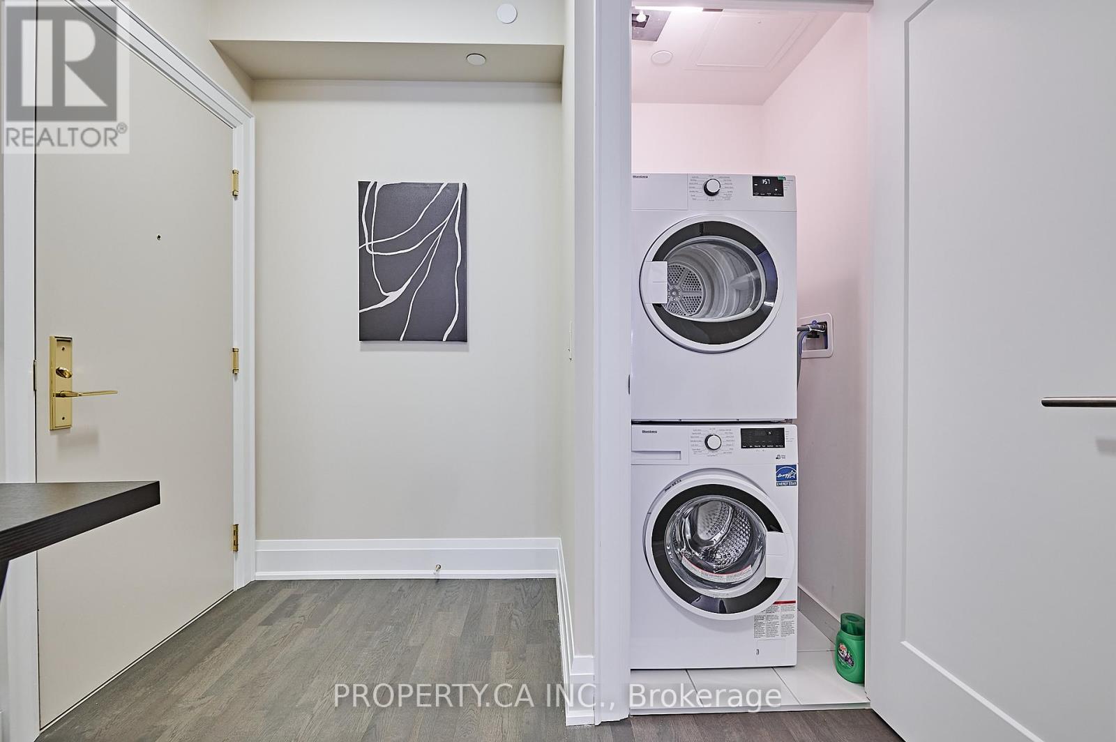 401 - 88 Cumberland Street, Toronto (Annex), Ontario  M5R 0C8 - Photo 4 - C12877750