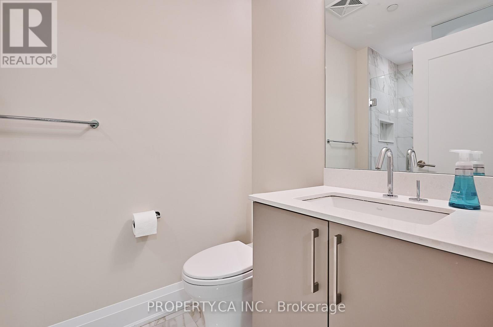 401 - 88 Cumberland Street, Toronto (Annex), Ontario  M5R 0C8 - Photo 5 - C12877750