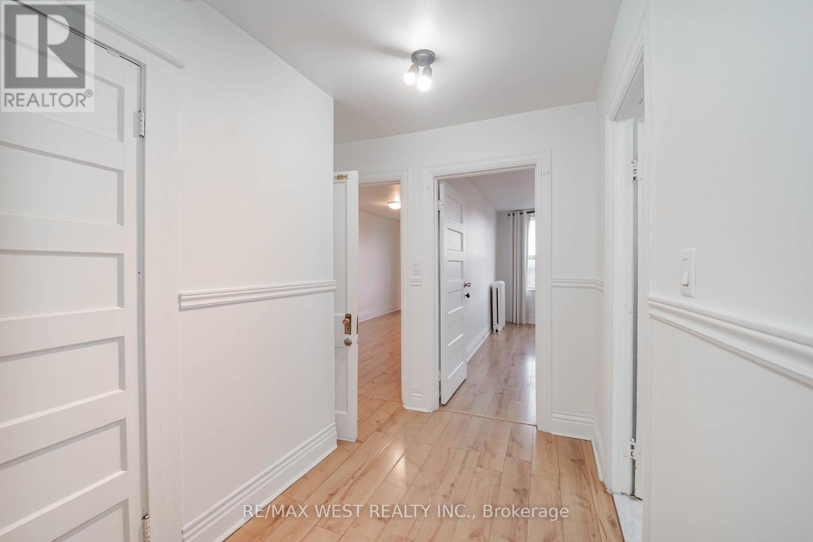 684 College Street, Toronto (Palmerston-Little Italy), Ontario  M6G 1C1 - Photo 6 - C12877878