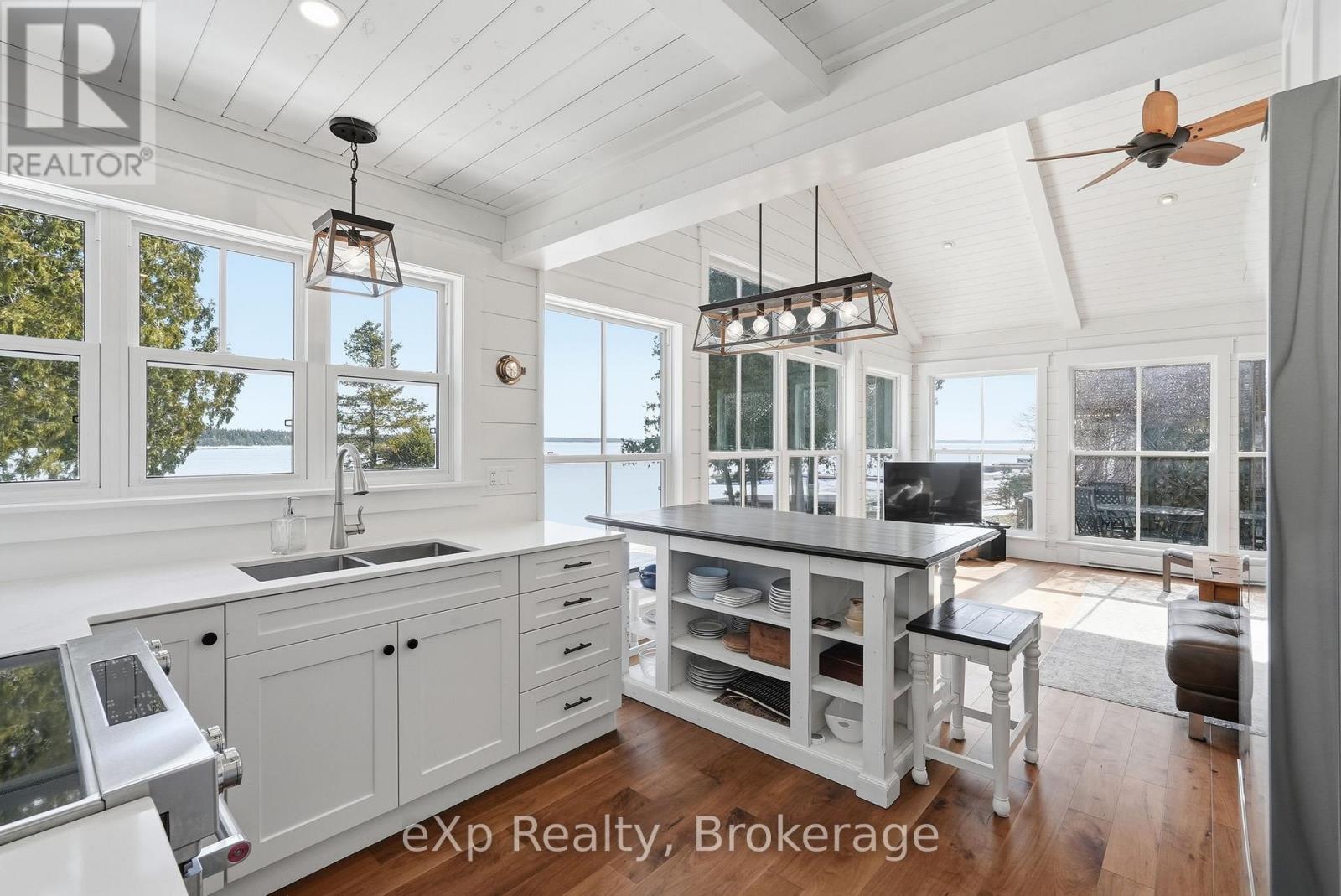 231 Tamarac Road, Northern Bruce Peninsula, Ontario  N0H 2M0 - Photo 29 - X12877692