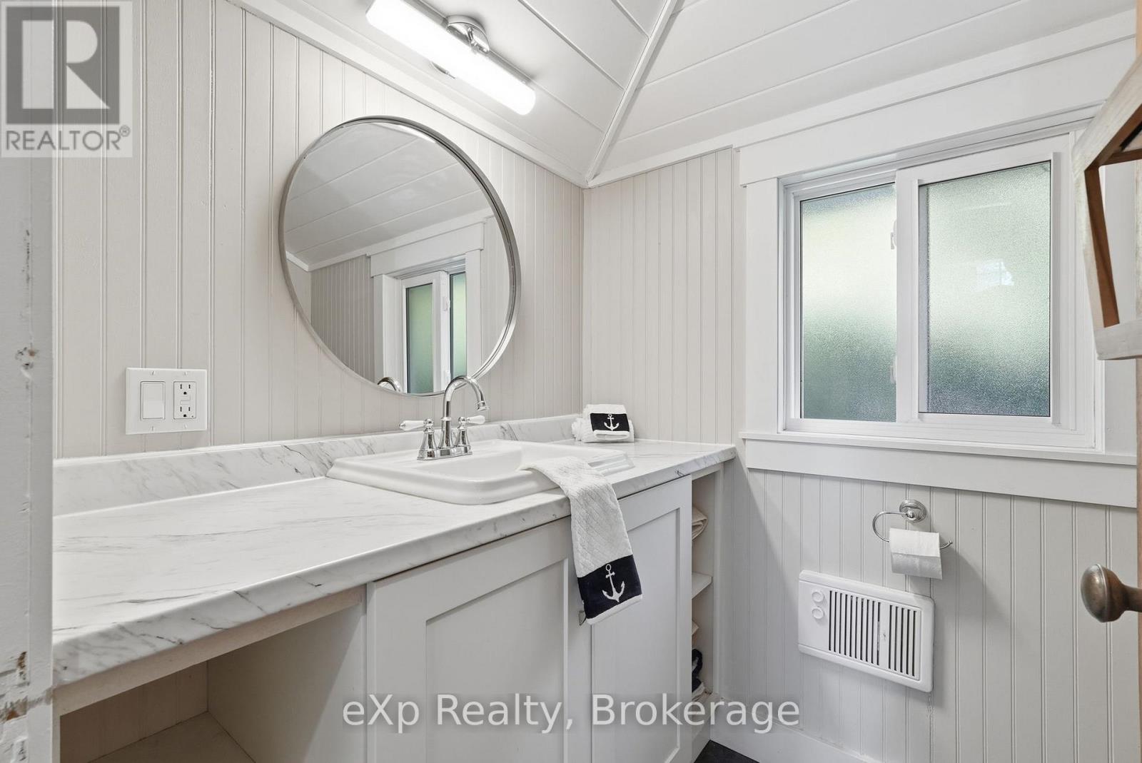 231 Tamarac Road, Northern Bruce Peninsula, Ontario  N0H 2M0 - Photo 7 - X12877692