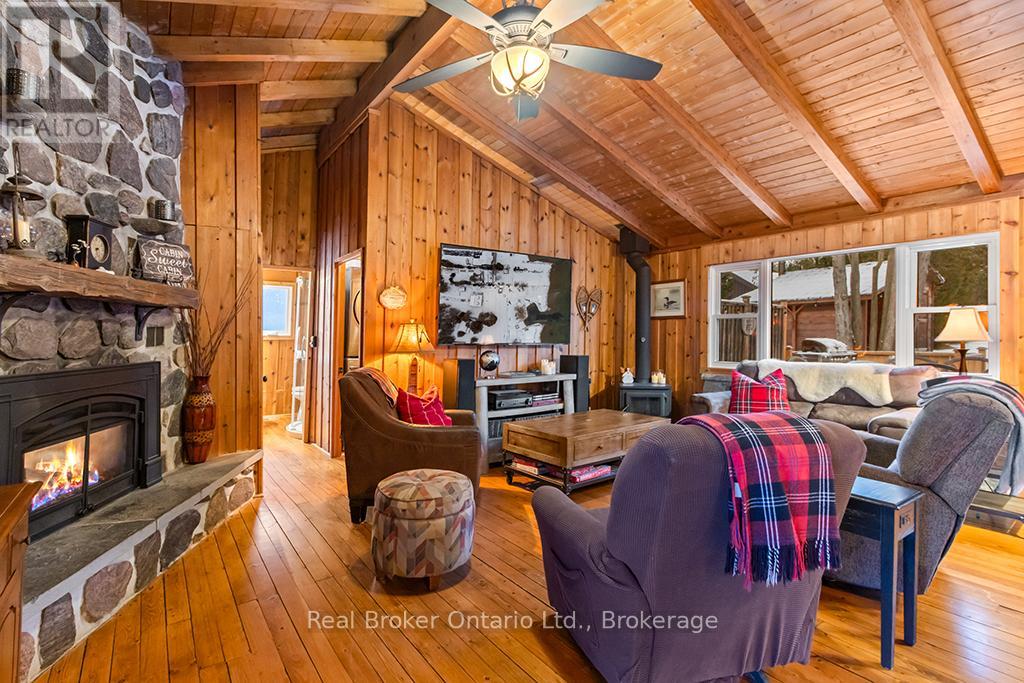 111 Wilson Drive, Georgian Bluffs, Ontario  N0H 2T0 - Photo 15 - X12877764