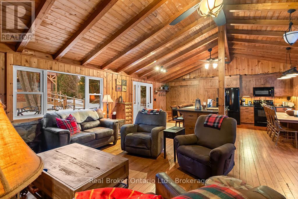 111 Wilson Drive, Georgian Bluffs, Ontario  N0H 2T0 - Photo 17 - X12877764