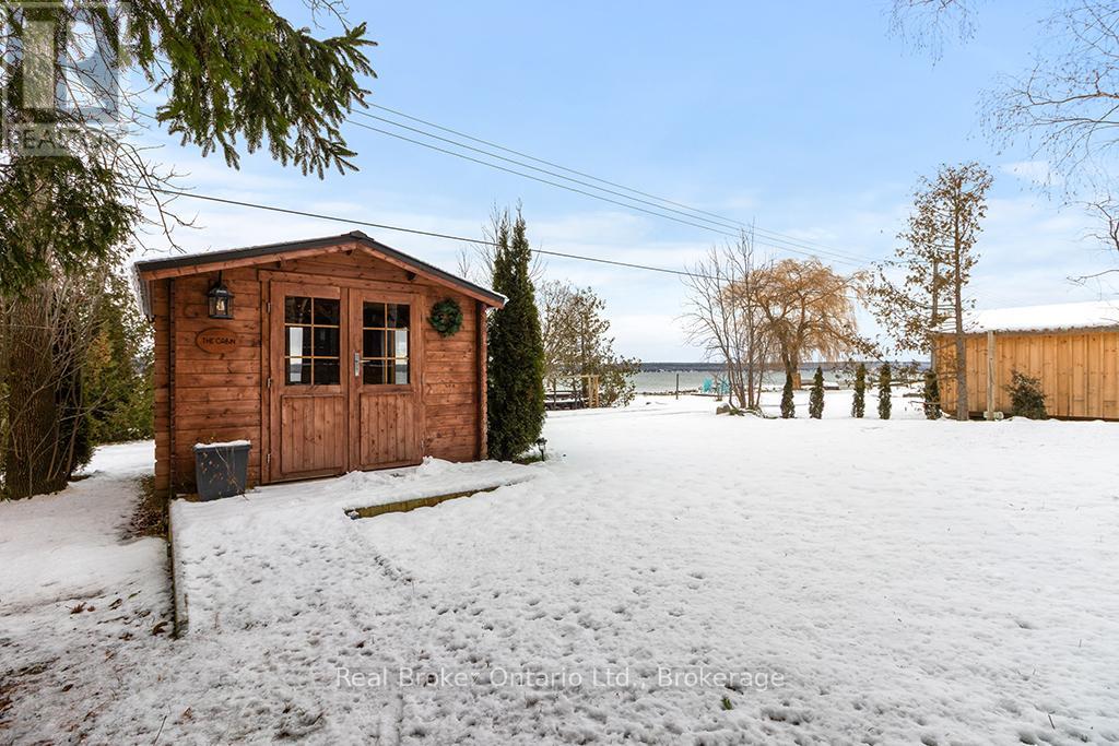 111 Wilson Drive, Georgian Bluffs, Ontario  N0H 2T0 - Photo 32 - X12877764