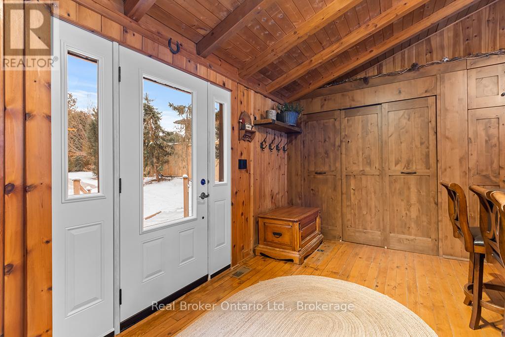 111 Wilson Drive, Georgian Bluffs, Ontario  N0H 2T0 - Photo 7 - X12877764