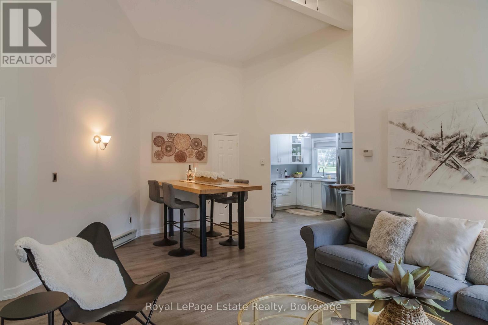 357 Tyendinaga Drive, Saugeen Shores, Ontario  N0H 2L0 - Photo 14 - X12877806