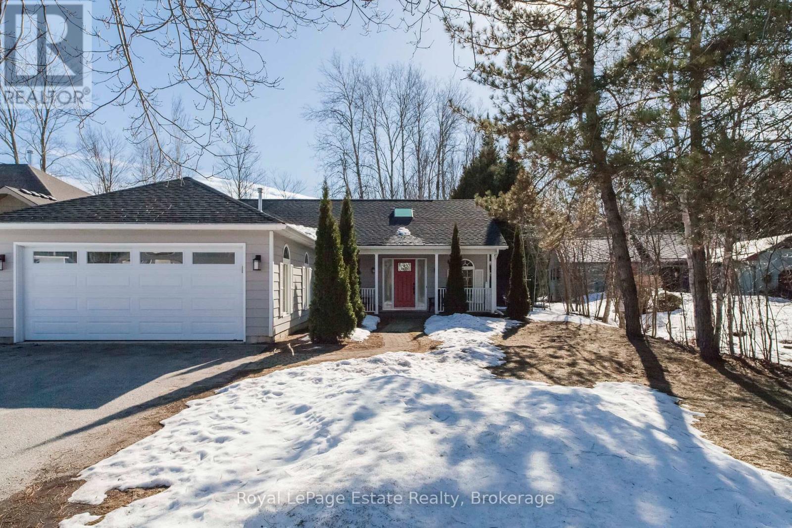 357 Tyendinaga Drive, Saugeen Shores, Ontario  N0H 2L0 - Photo 2 - X12877806