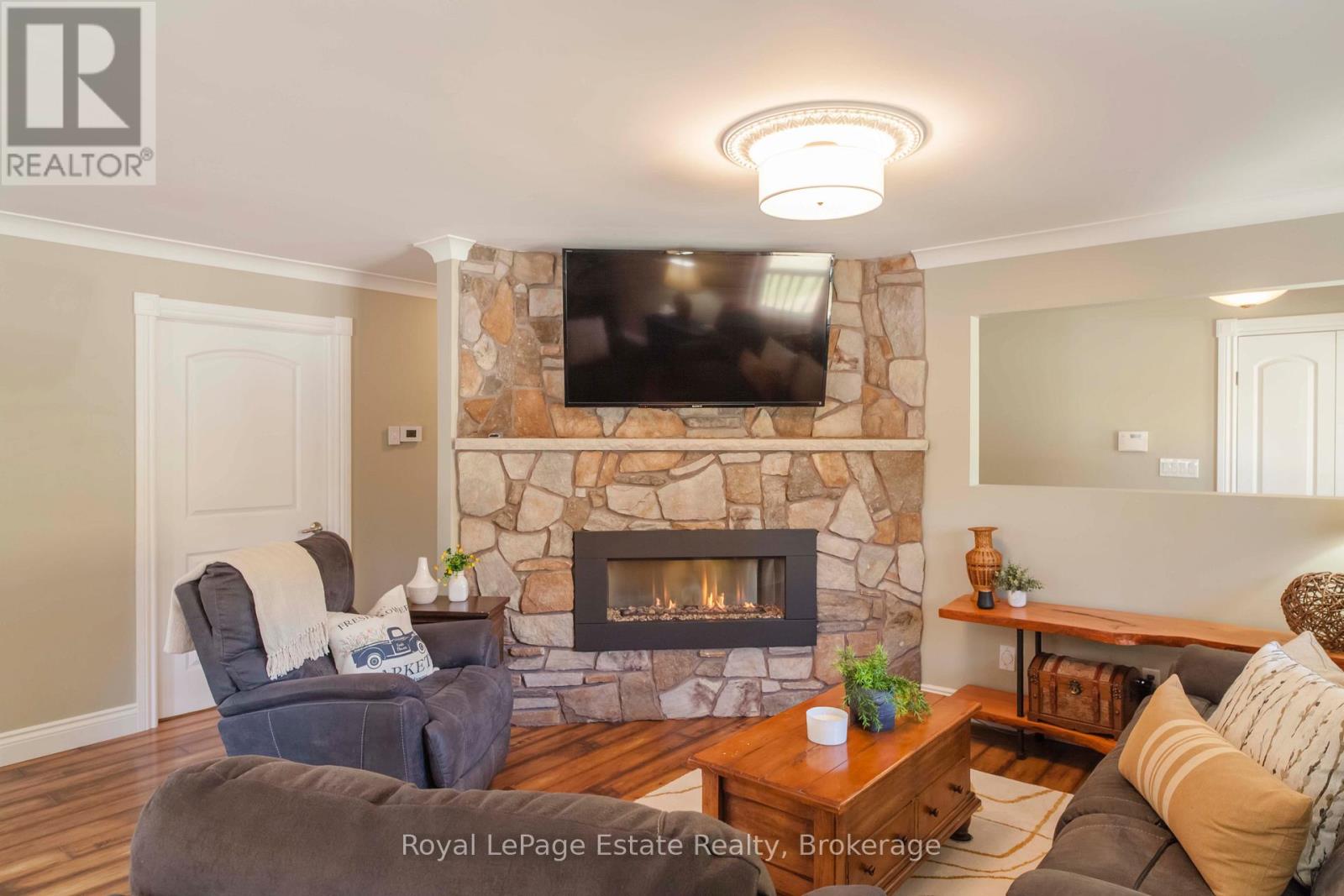 204 Seventh Street N, South Bruce Peninsula, Ontario  N0H 2G0 - Photo 14 - X12877866