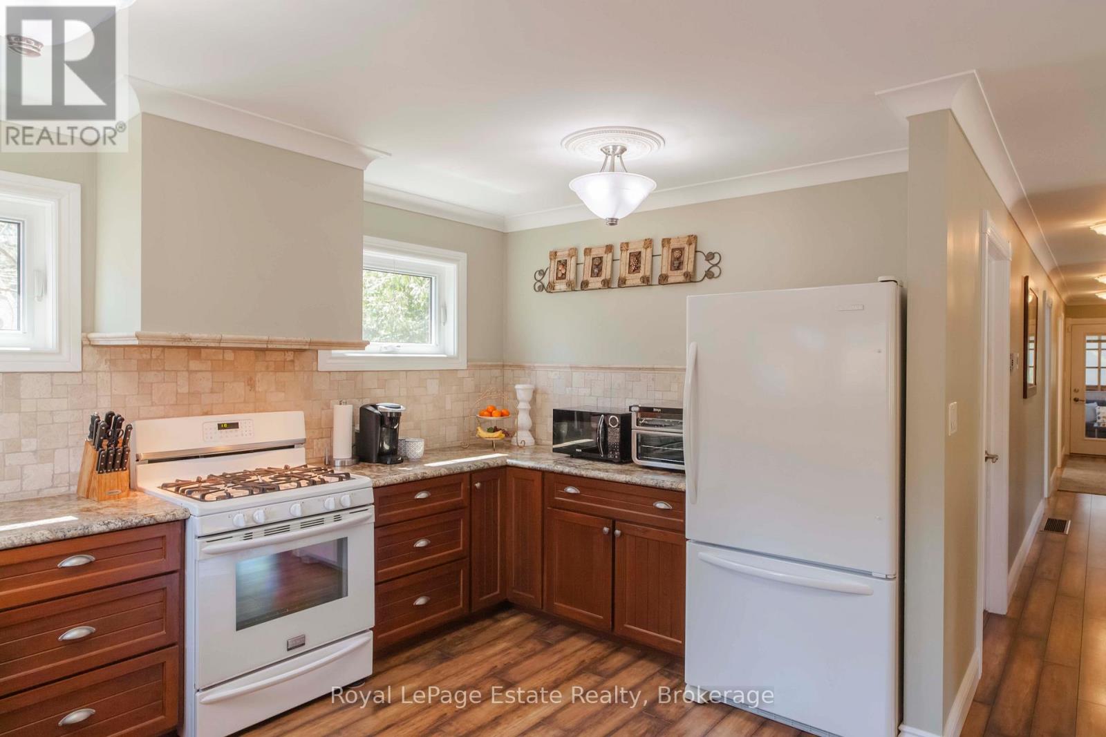 204 Seventh Street N, South Bruce Peninsula, Ontario  N0H 2G0 - Photo 19 - X12877866