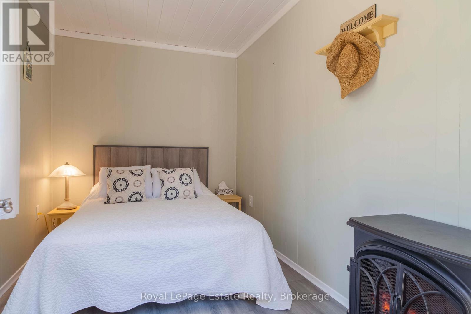 204 Seventh Street N, South Bruce Peninsula, Ontario  N0H 2G0 - Photo 42 - X12877866