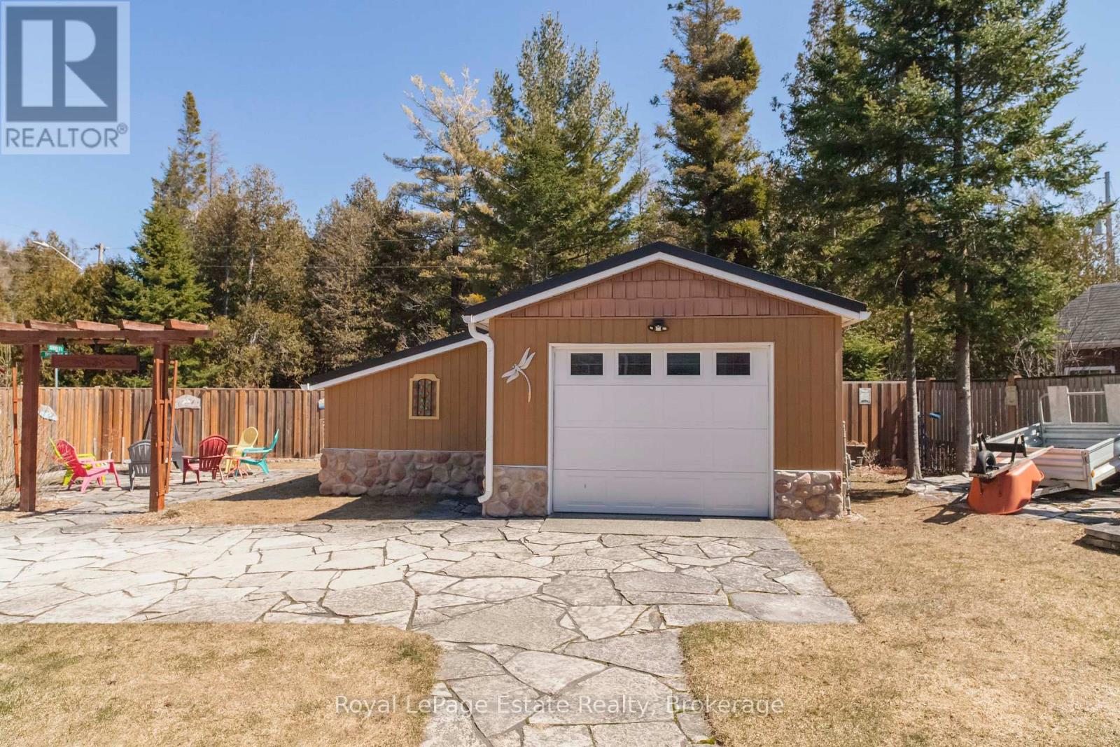 204 Seventh Street N, South Bruce Peninsula, Ontario  N0H 2G0 - Photo 44 - X12877866