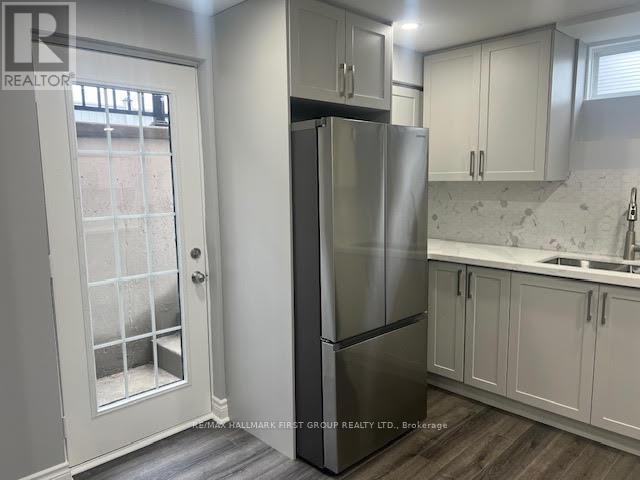 64 Alden Square, Ajax, Ontario  L1T 4Z1 - Photo 4 - E12871790