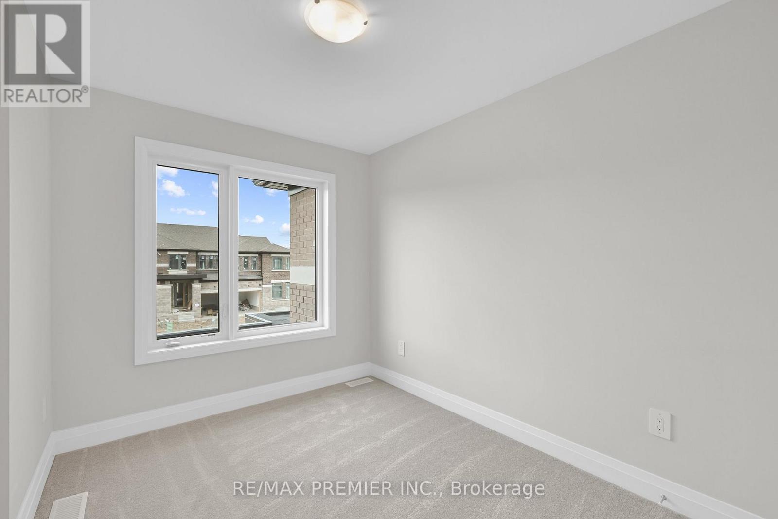 138 Corley Street, Kawartha Lakes, Ontario  K9V 0R4 - Photo 14 - X12876628