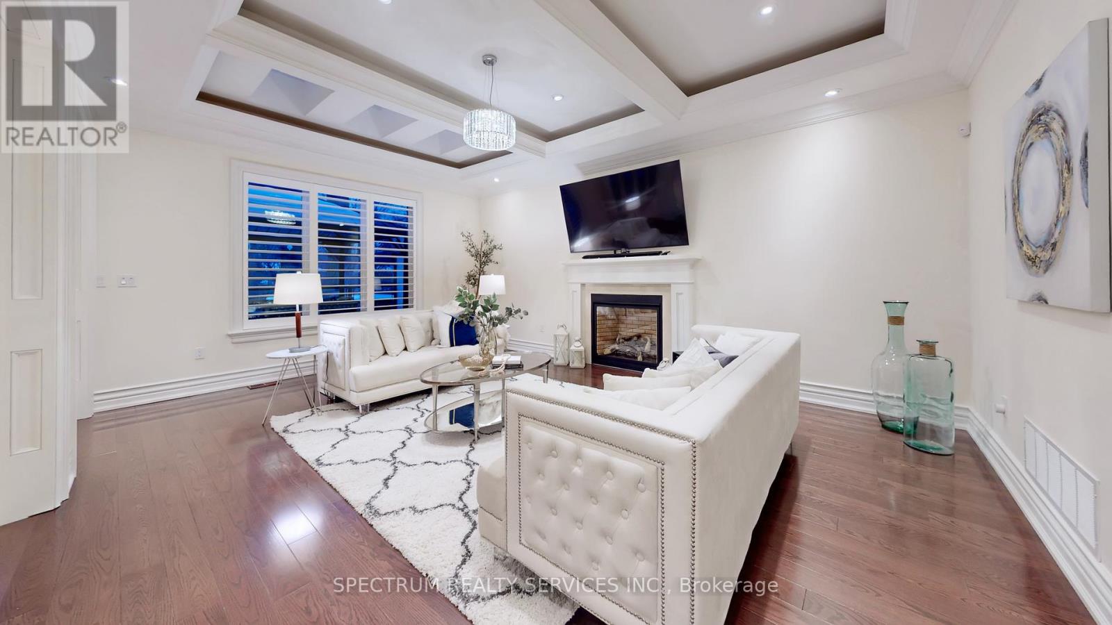 223 Lennox Avenue, Richmond Hill, Ontario  L4C 2A4 - Photo 12 - N12877650