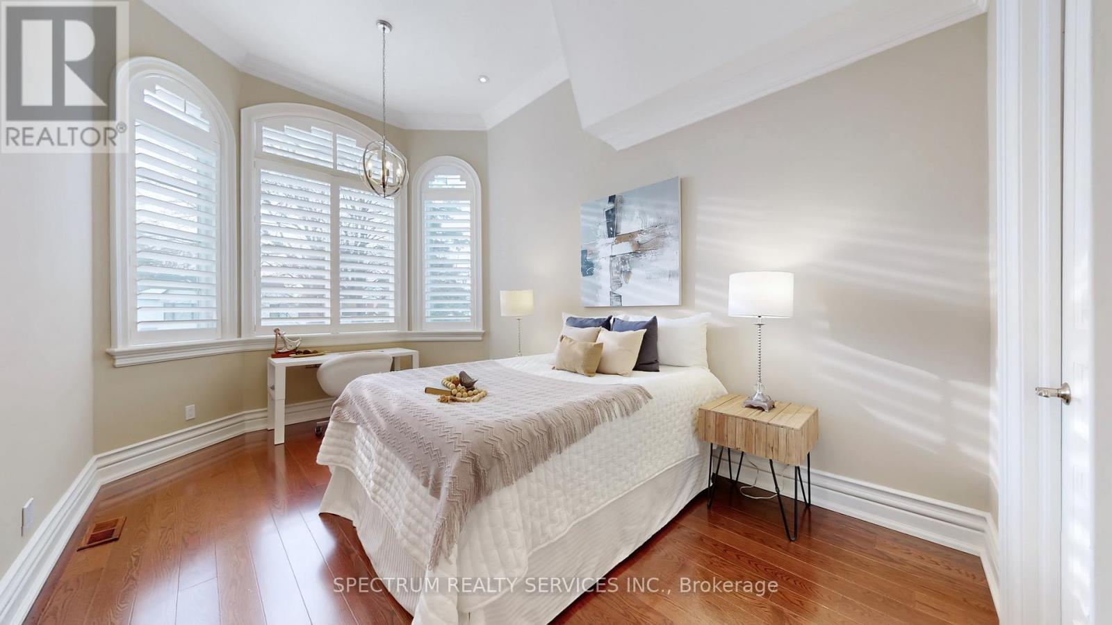 223 Lennox Avenue, Richmond Hill, Ontario  L4C 2A4 - Photo 27 - N12877650