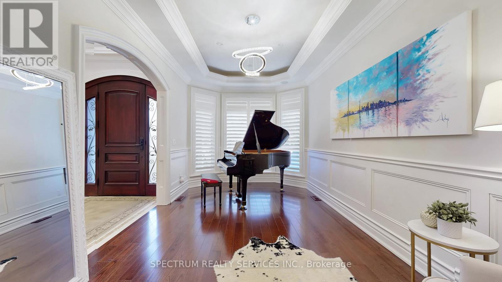 223 Lennox Avenue, Richmond Hill, Ontario  L4C 2A4 - Photo 3 - N12877650