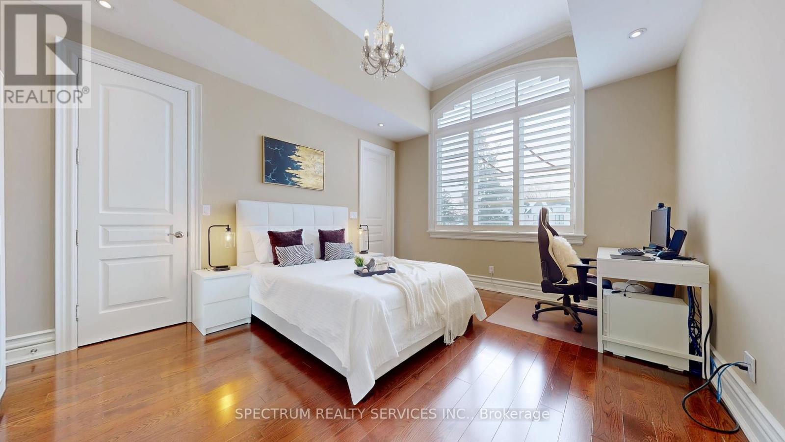 223 Lennox Avenue, Richmond Hill, Ontario  L4C 2A4 - Photo 31 - N12877650