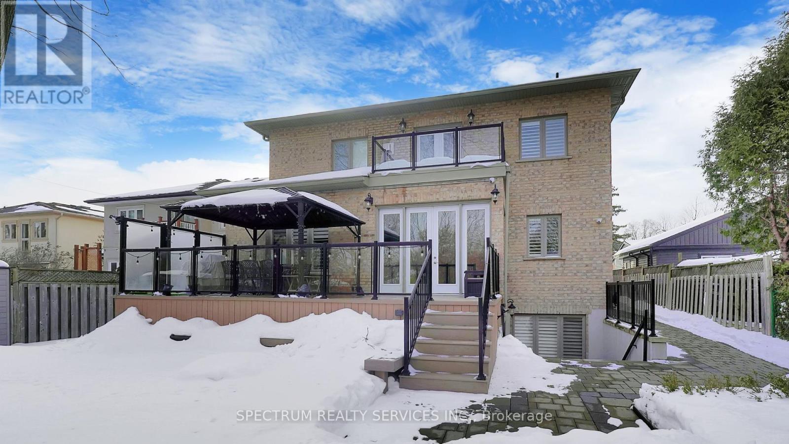 223 Lennox Avenue, Richmond Hill, Ontario  L4C 2A4 - Photo 49 - N12877650