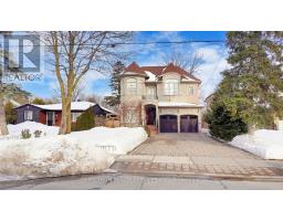 223 LENNOX AVENUE, Richmond Hill, Ontario