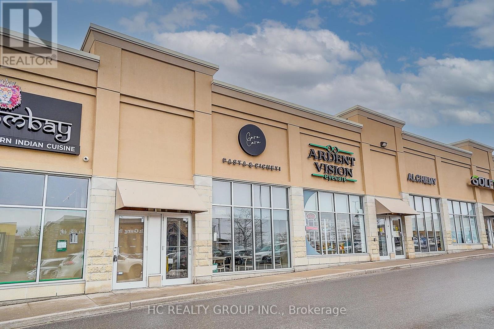 D - 16 Vogell Road, Richmond Hill, Ontario  L4B 3K4 - Photo 2 - N12877704