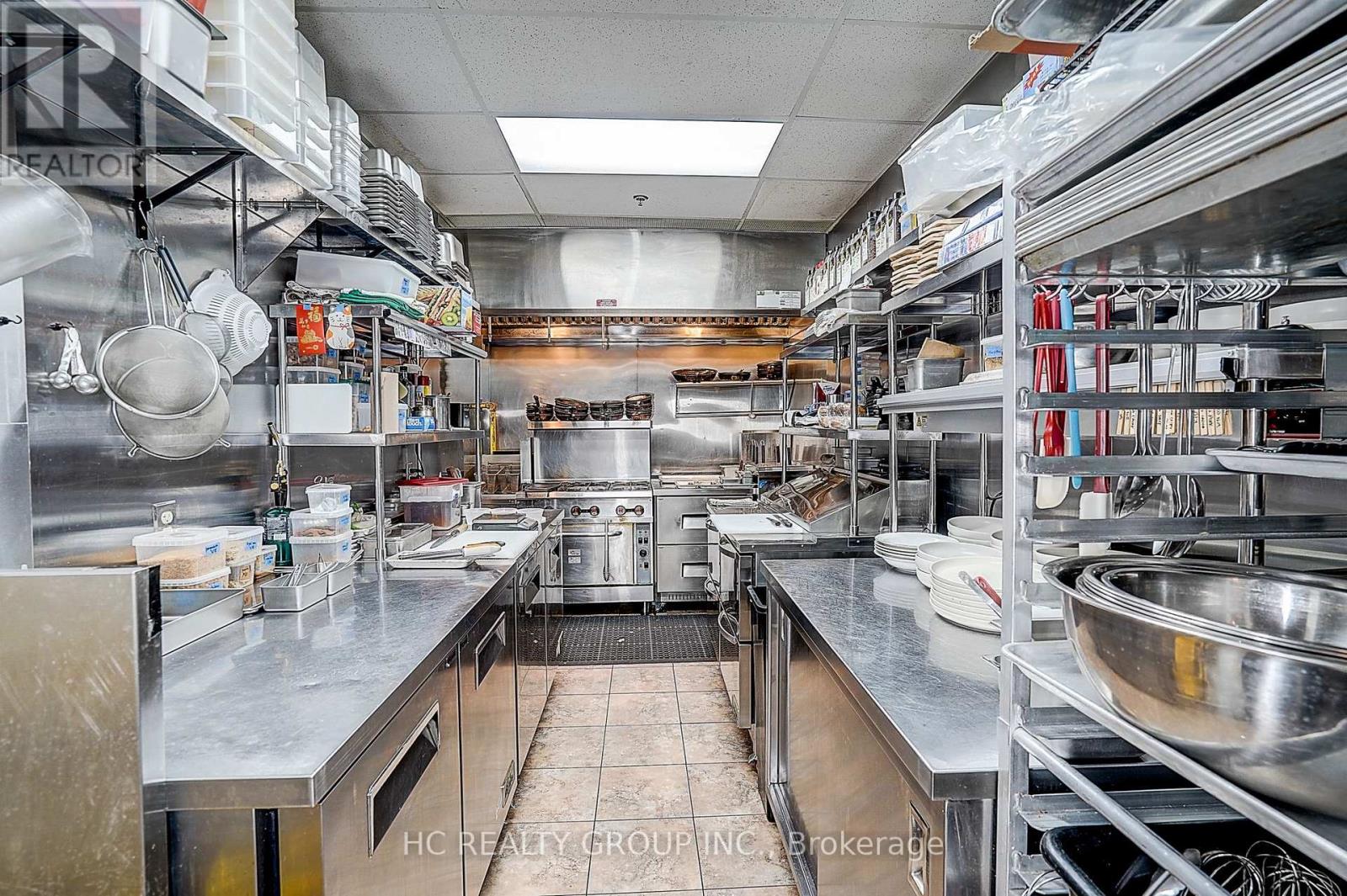 D - 16 Vogell Road, Richmond Hill, Ontario  L4B 3K4 - Photo 29 - N12877704