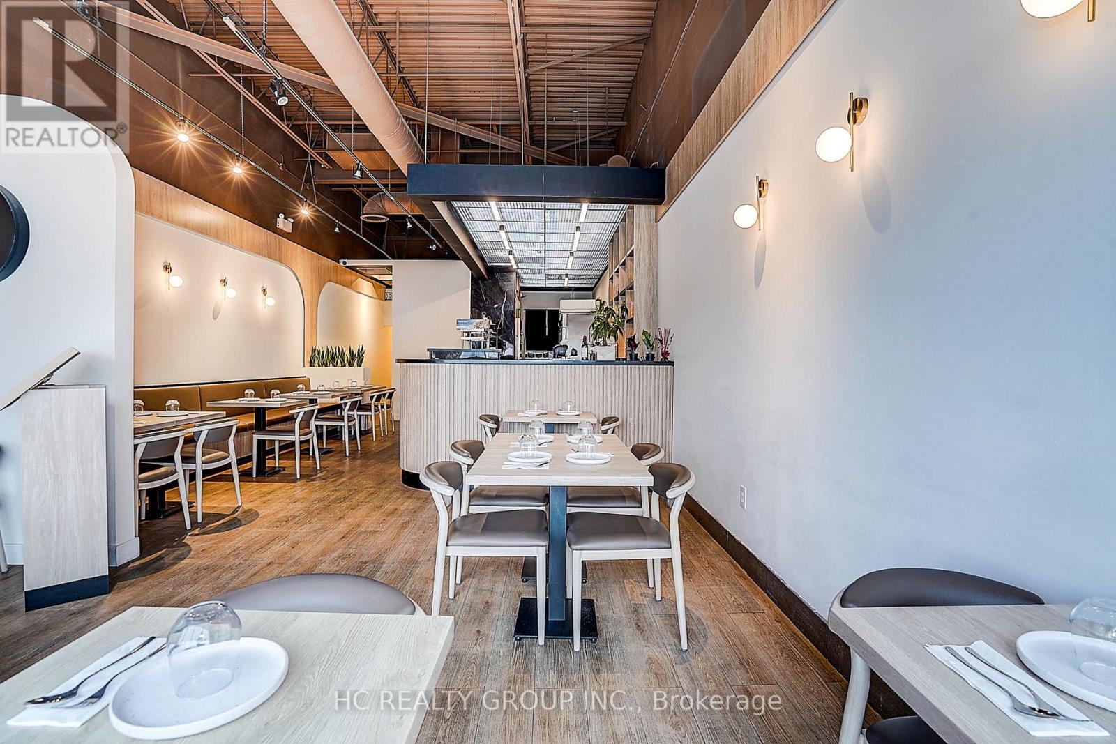 D - 16 Vogell Road, Richmond Hill, Ontario  L4B 3K4 - Photo 4 - N12877704