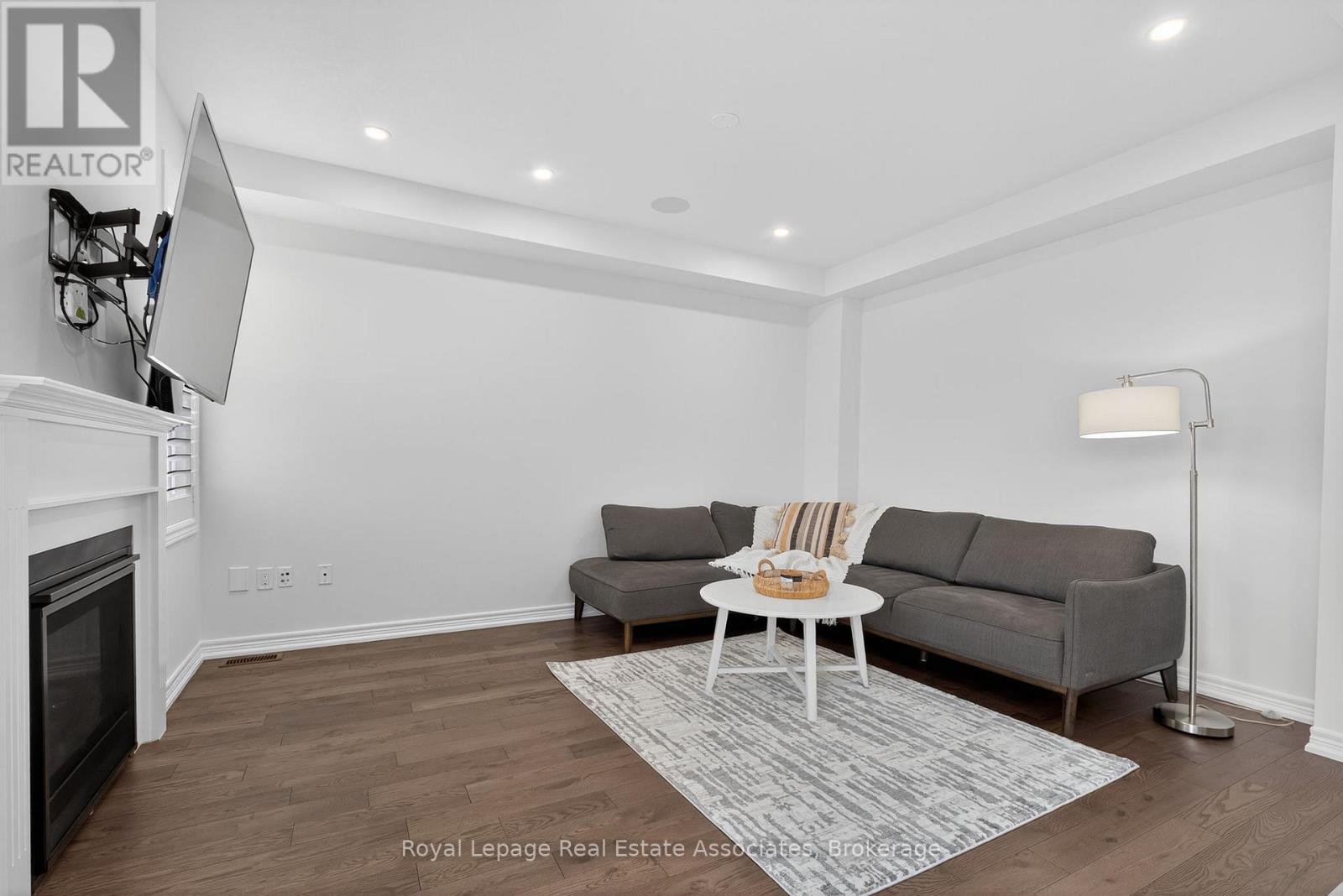 113 Sutcliffe Way, New Tecumseth, Ontario  L9R 0N9 - Photo 13 - N12877718