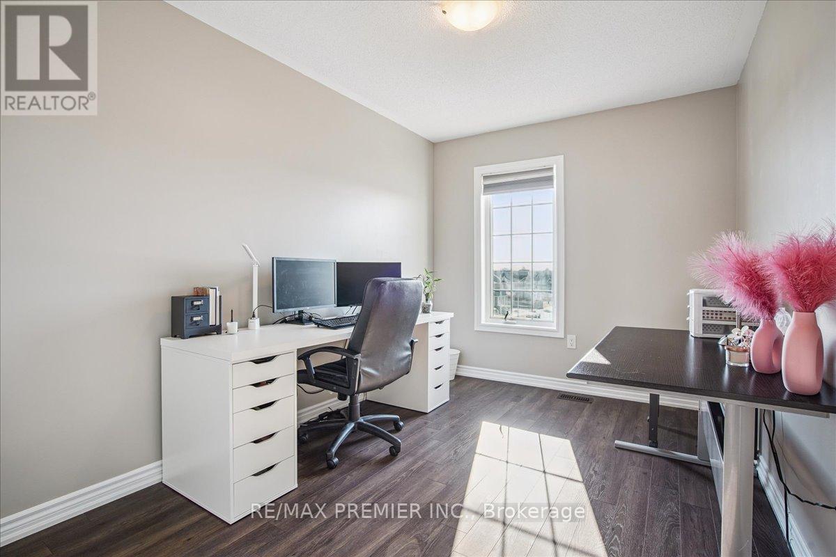 149 Taucar Gate, Bradford West Gwillimbury (Bradford), Ontario  L3Z 0V7 - Photo 21 - N12877724