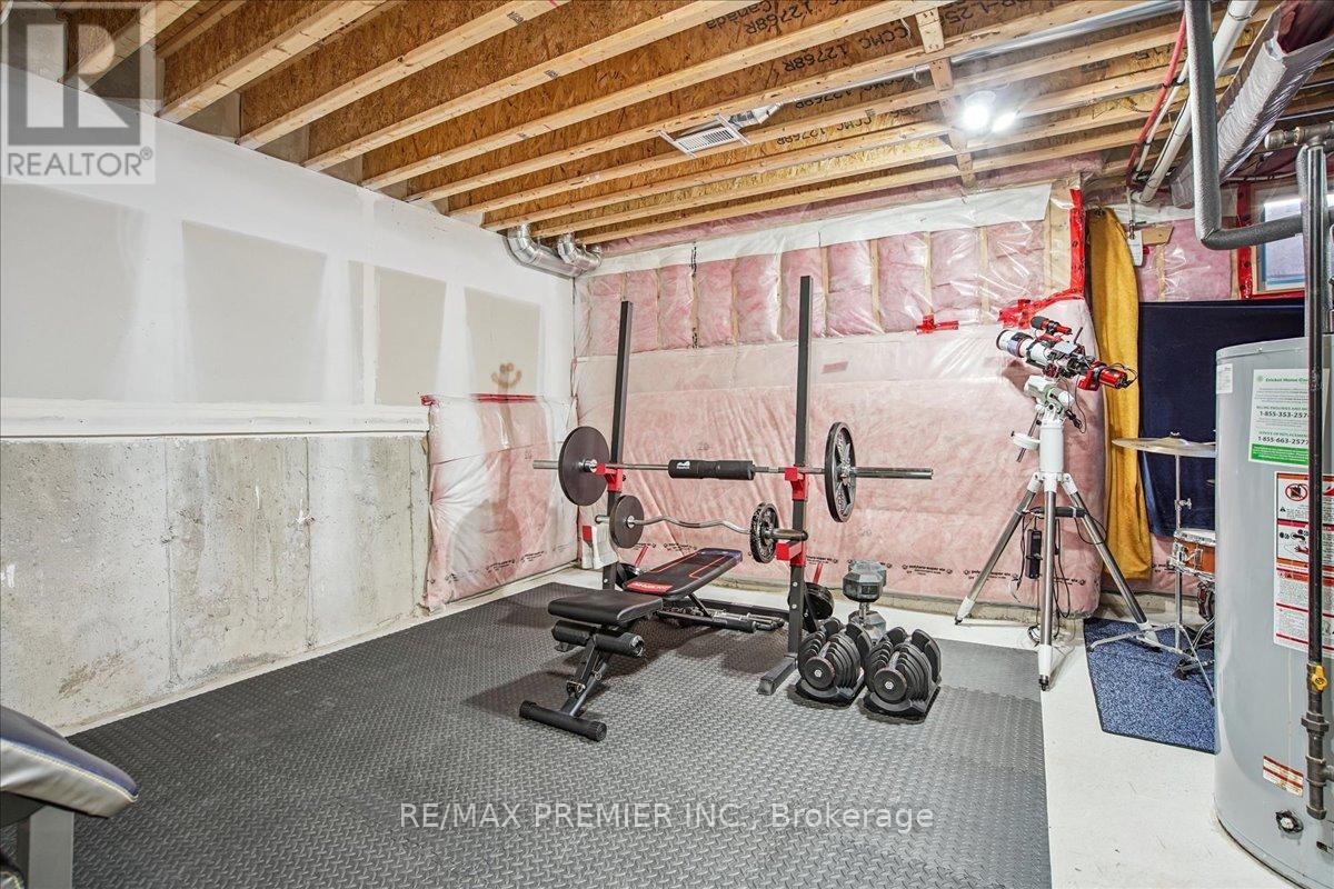 149 Taucar Gate, Bradford West Gwillimbury (Bradford), Ontario  L3Z 0V7 - Photo 24 - N12877724