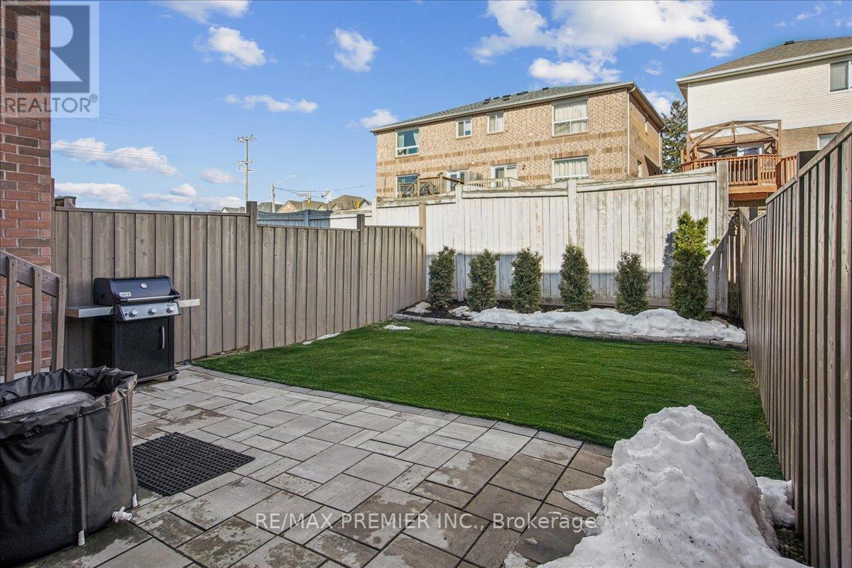 149 Taucar Gate, Bradford West Gwillimbury (Bradford), Ontario  L3Z 0V7 - Photo 28 - N12877724