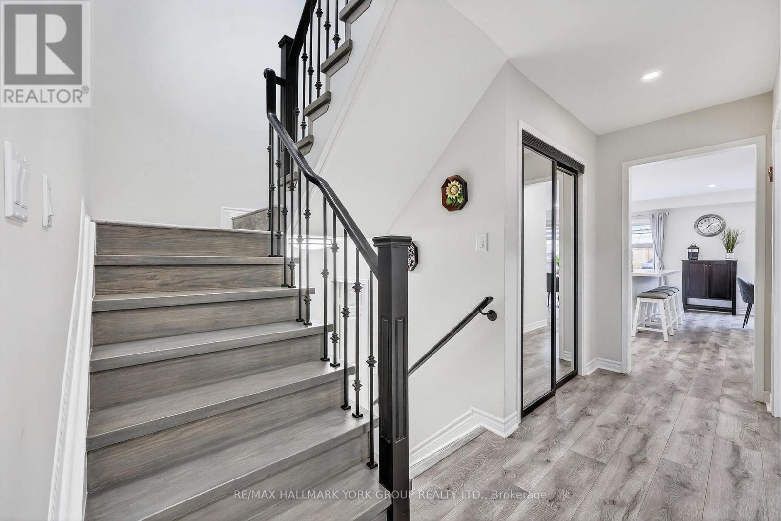 1166 Andrade Lane, Innisfil, Ontario  L9S 4X6 - Photo 7 - N12877760