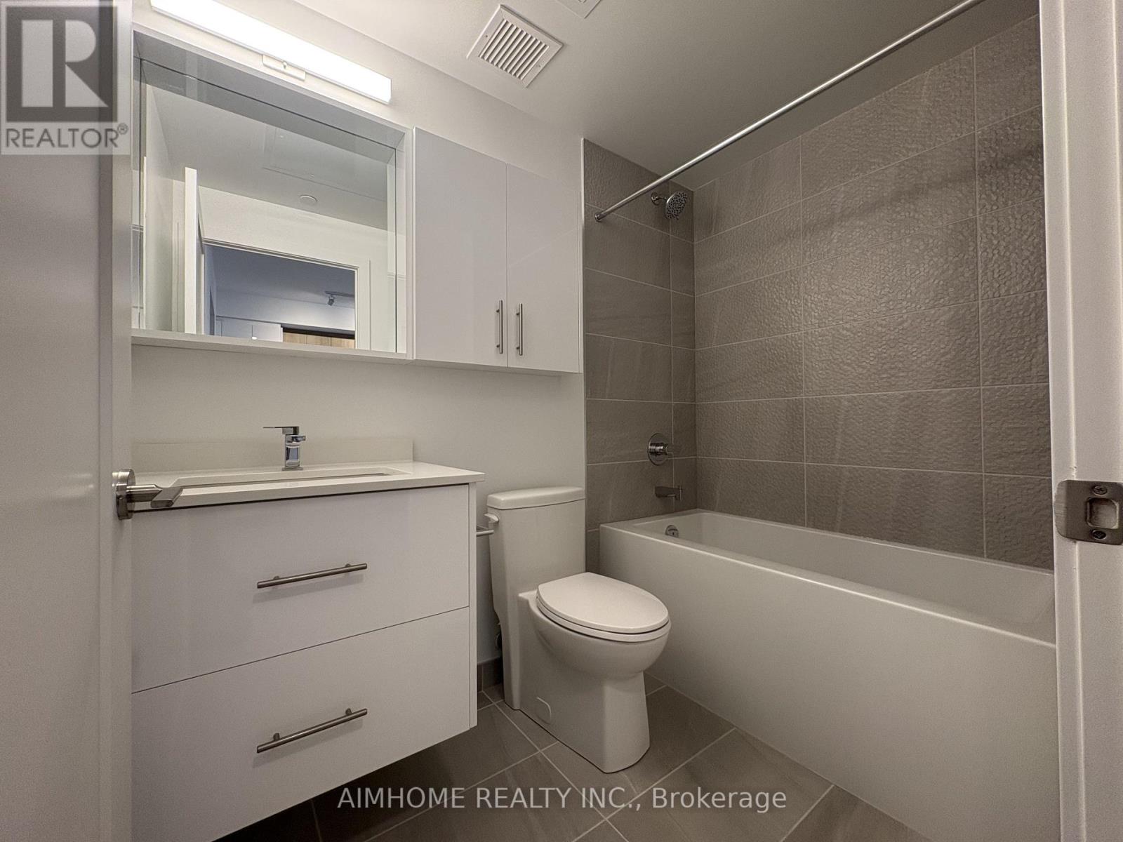 B-1608 - 9751 Markham Road, Markham, Ontario  L6E 0W3 - Photo 6 - N12877772