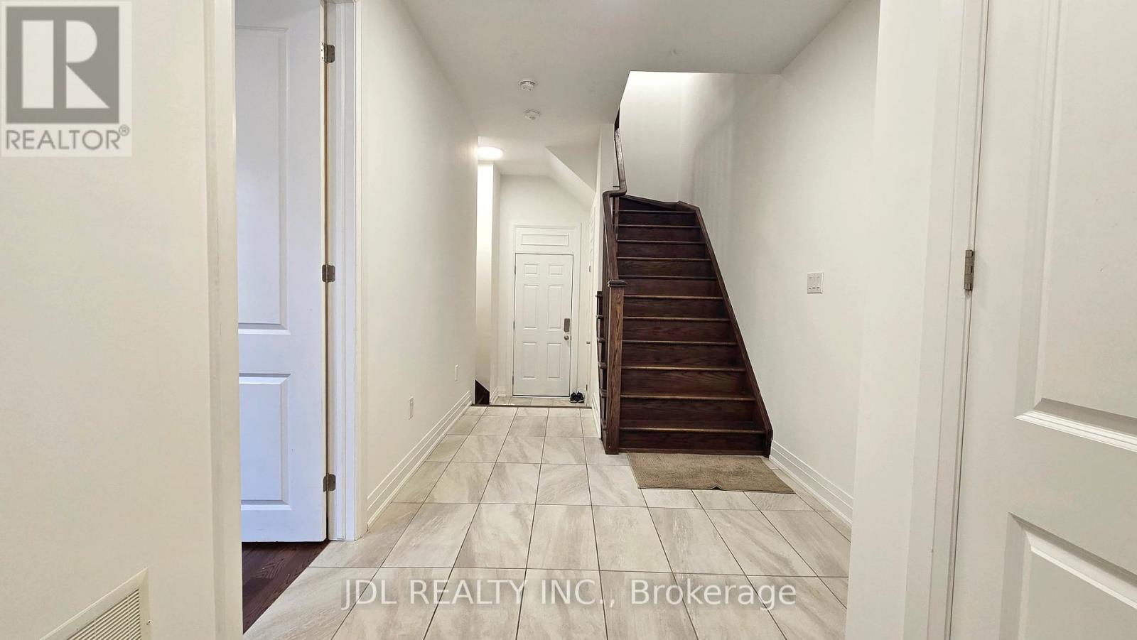 87 Casely Avenue, Richmond Hill, Ontario  L4S 0K7 - Photo 2 - N12877860